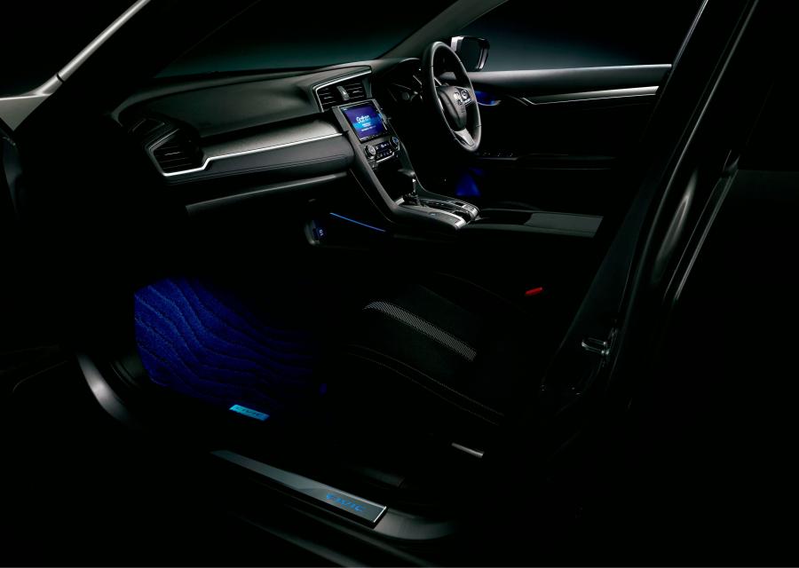 Интерьер Honda Civic Sedan by Modulo (FC) 2017 года  (JP) (фото 7 из 15)